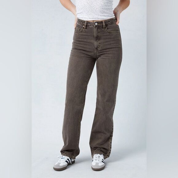 PacSun Eco Brown '90s Boyfriend Jeans in Brown 24 - Picture 2 of 15